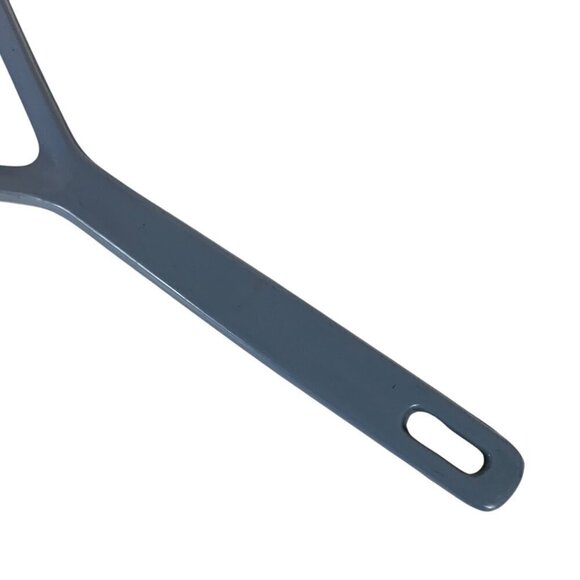 Vintage Ekco Blue Plastic Potato Masher With Ergonomic Handle & Hanging Hole - Picture 4 of 6